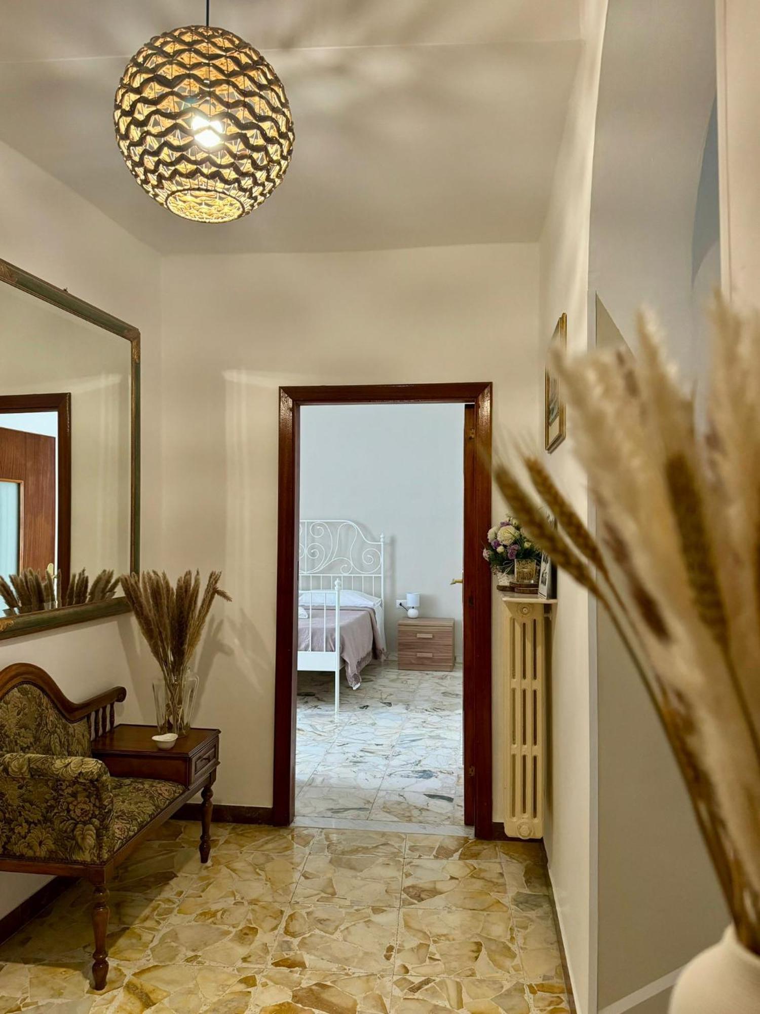 Ely House Appartement Monte SantʼAngelo Buitenkant foto