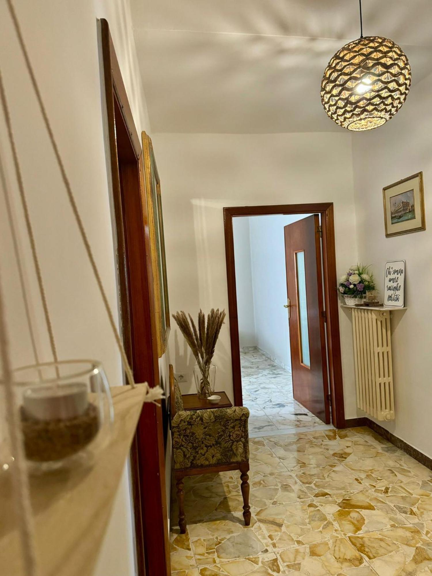 Ely House Appartement Monte SantʼAngelo Buitenkant foto