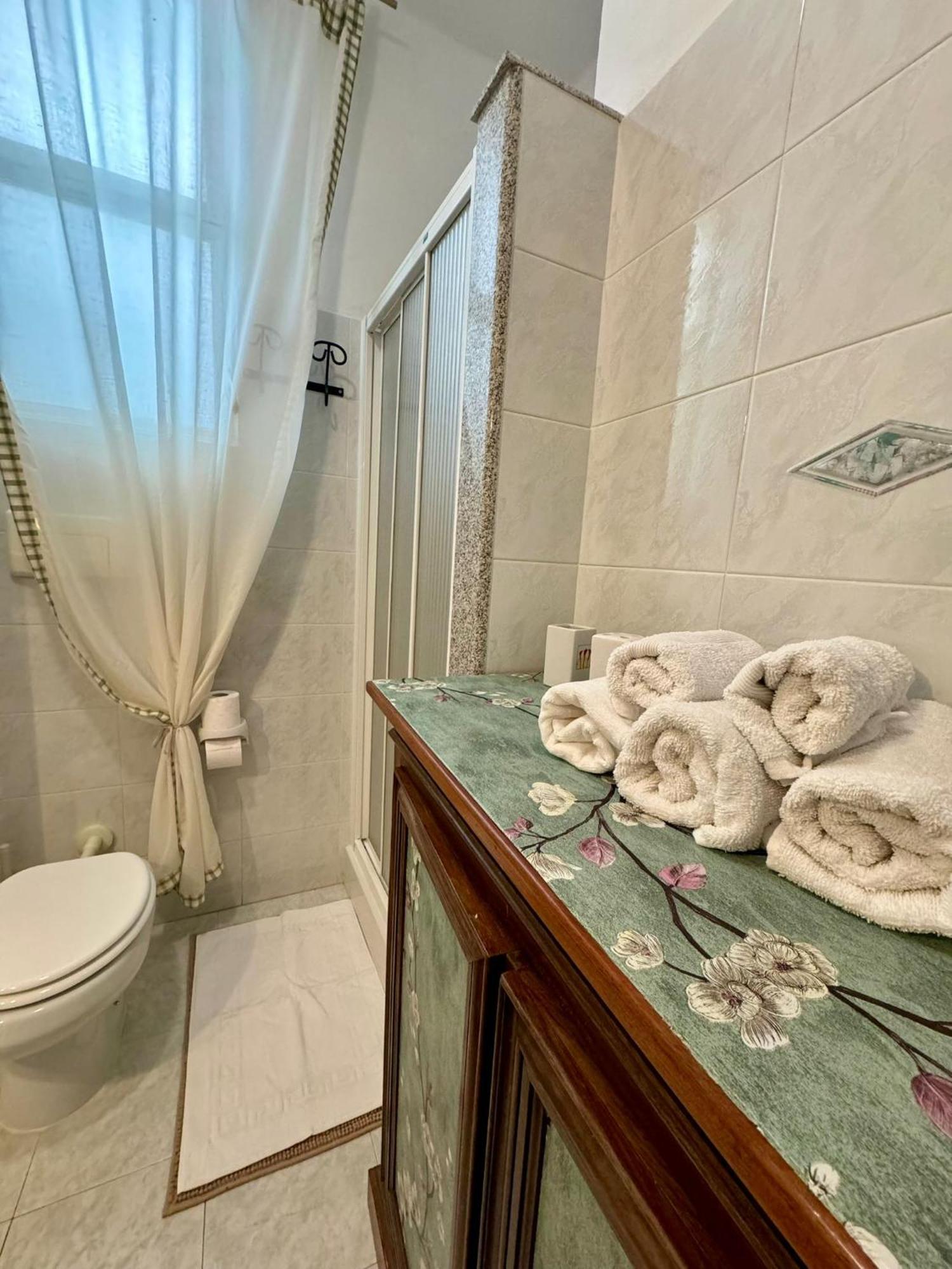 Ely House Appartement Monte SantʼAngelo Buitenkant foto