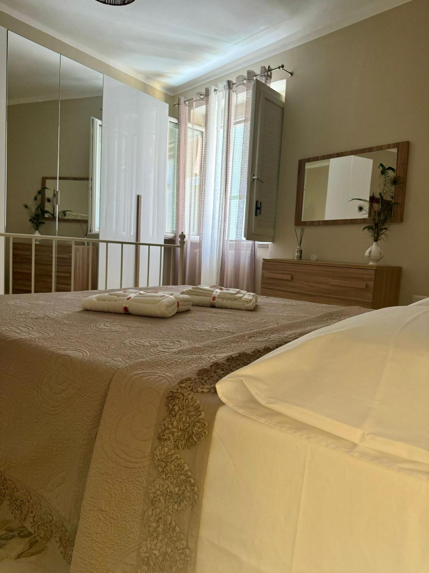 Ely House Appartement Monte SantʼAngelo Buitenkant foto